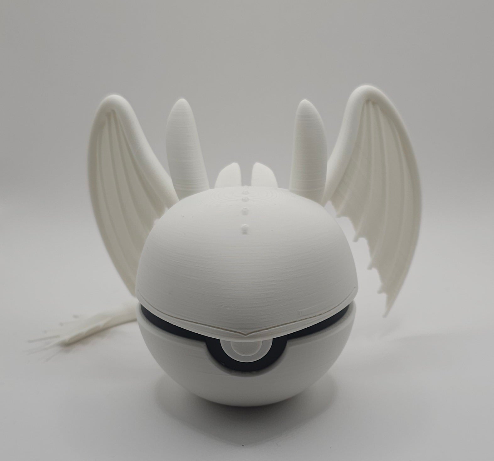 Toothless and Light Fury inspired Pokeball- 3D Printed- Unique Display Collectible