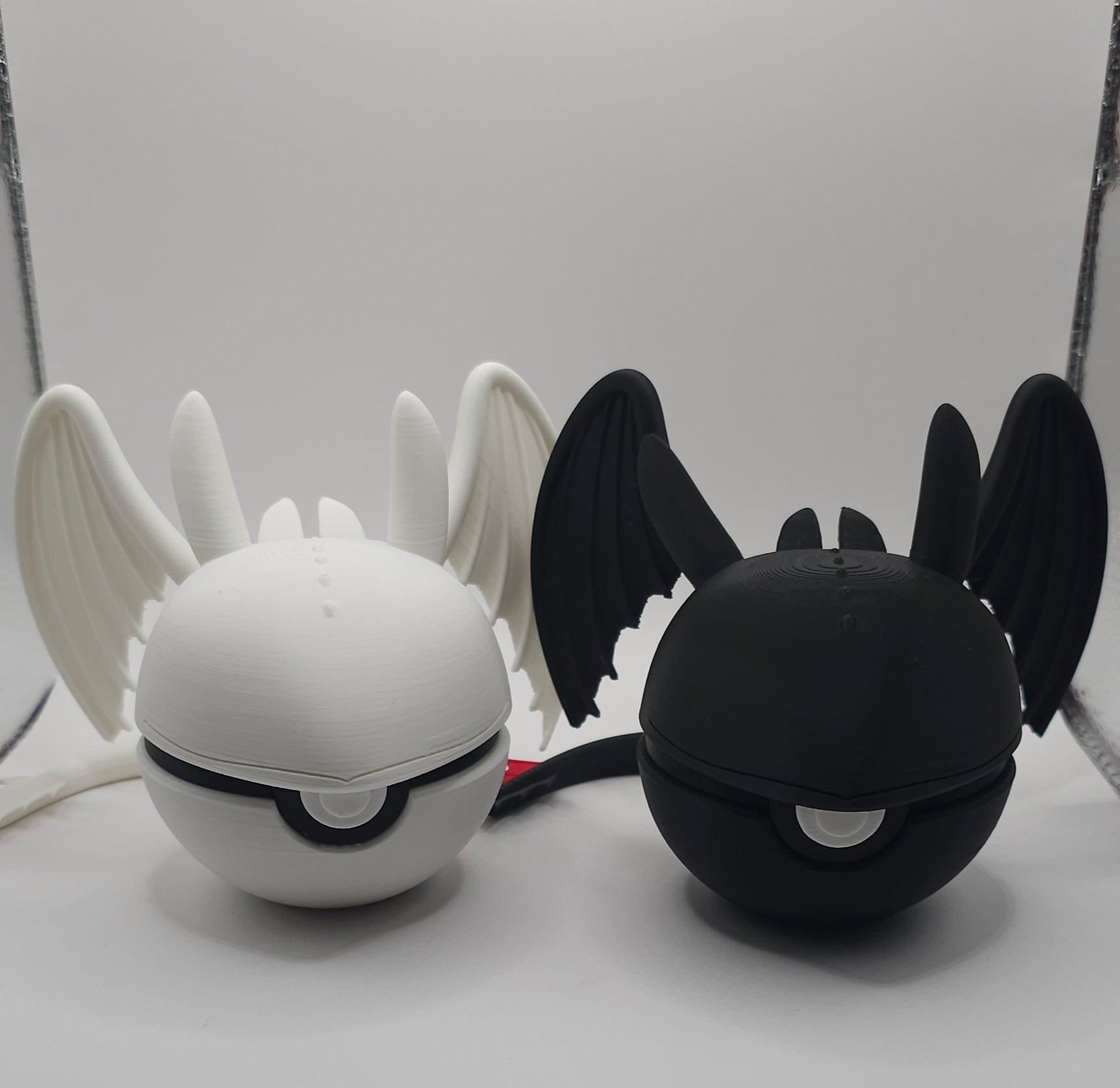 Toothless and Light Fury inspired Pokeball- 3D Printed- Unique Display Collectible