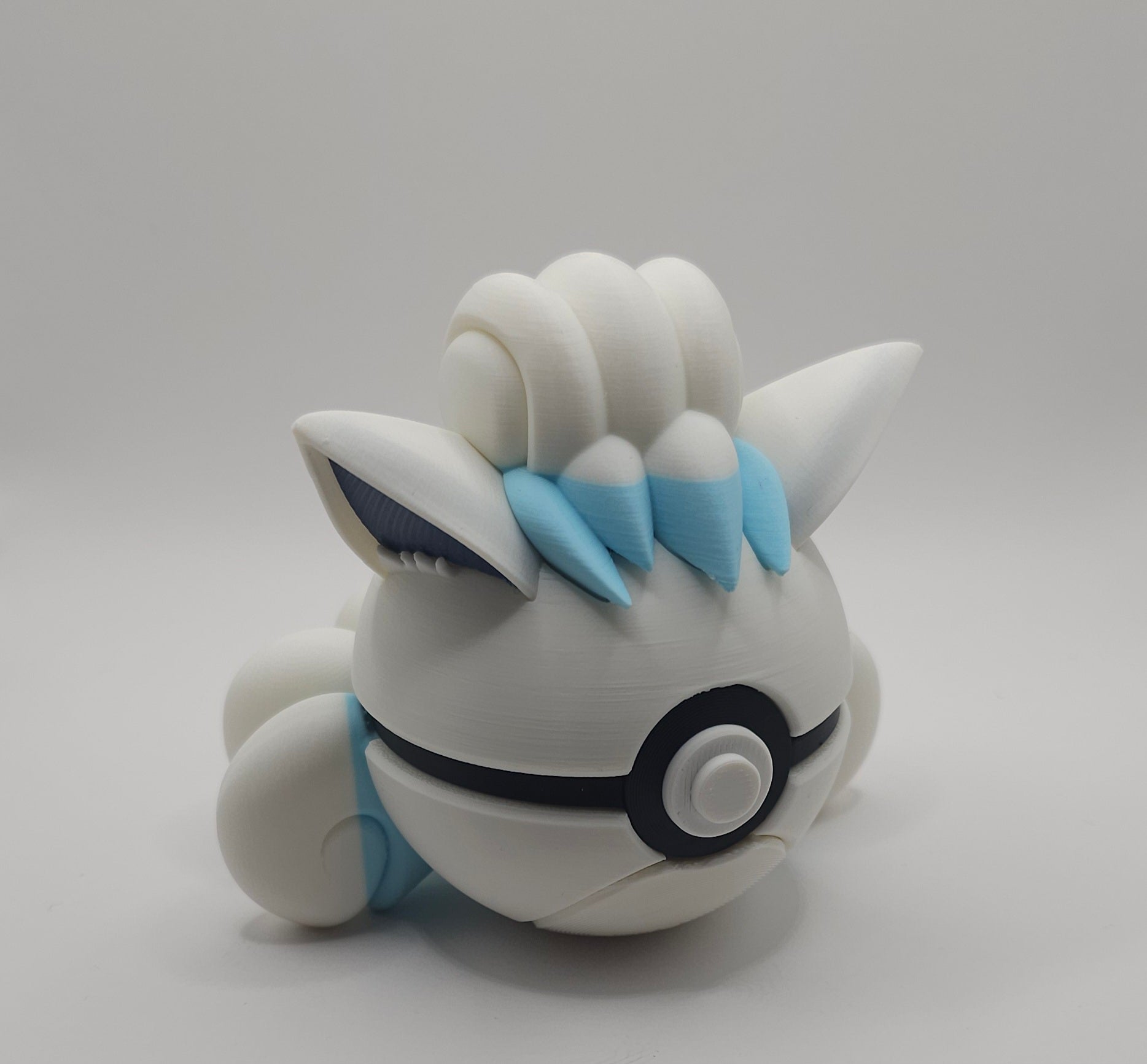 Pokemon Character Design 3D Printed Pokeball - Vulpix - Unique Display Collectible