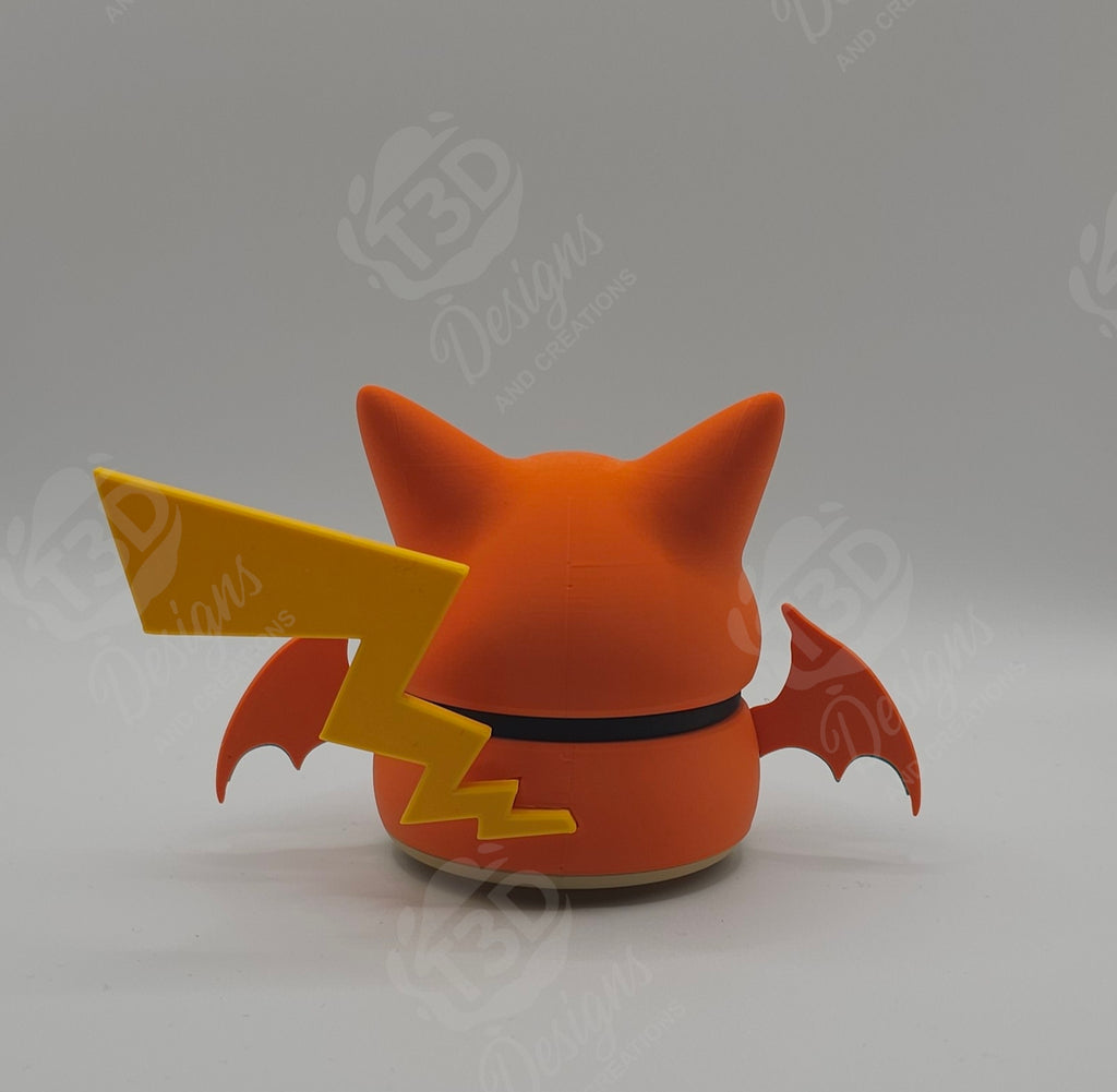 Poncho Pikachu - Charizard