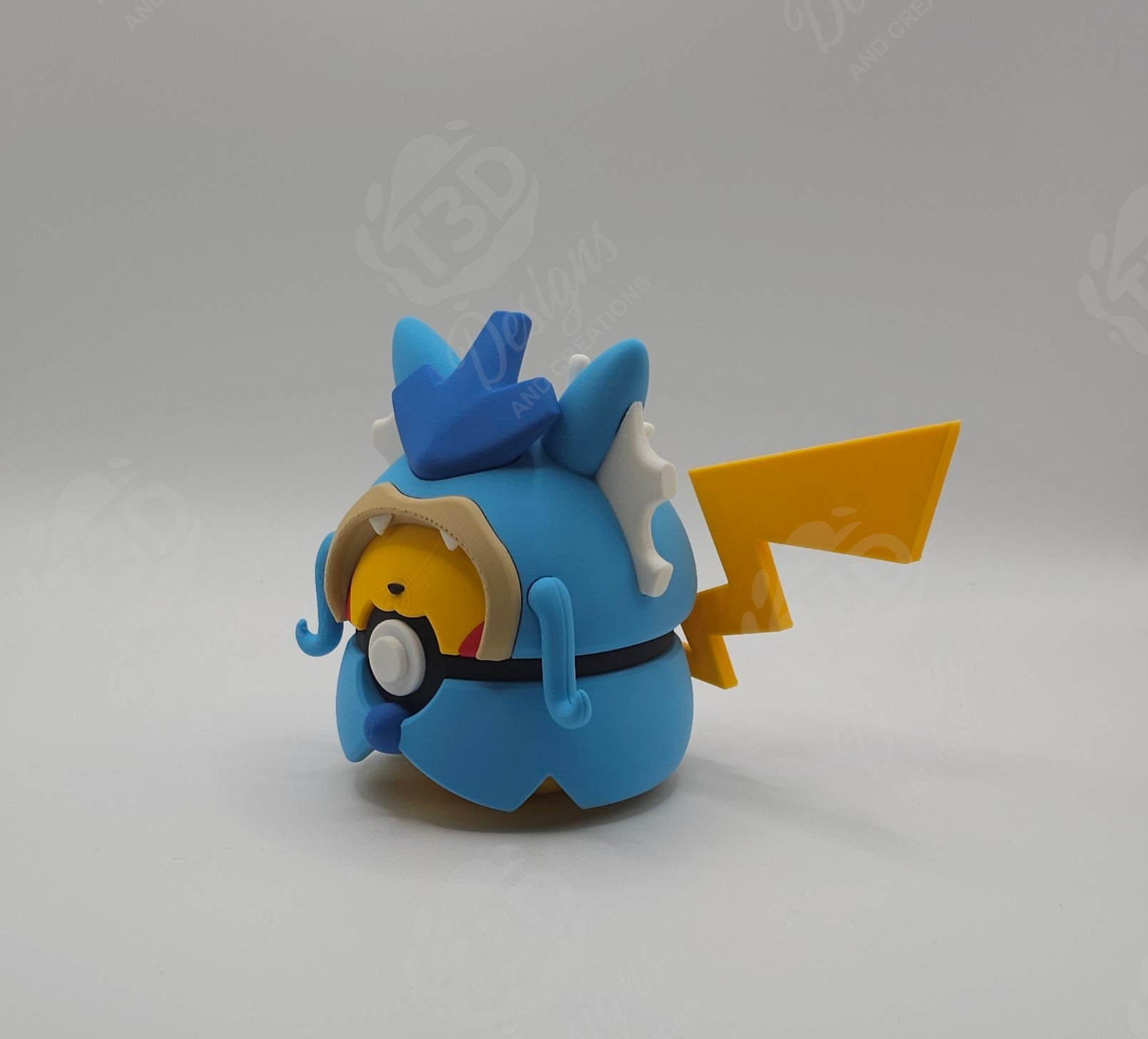 Pikachu Poncho- Magikarp & Gyarados