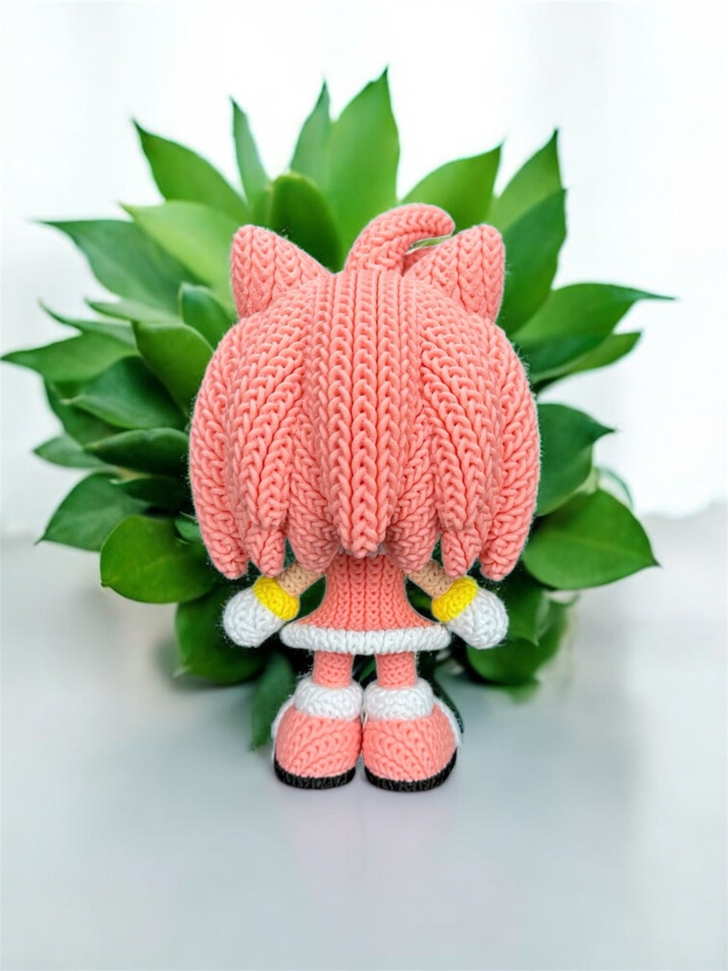 Knitted Design - 3D Printed Sonic the Hedgehog Character Figures - Unique Display Collectibles